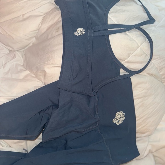 Darc Sport Sports Bra and Leggings Set - Picture 3 of 7